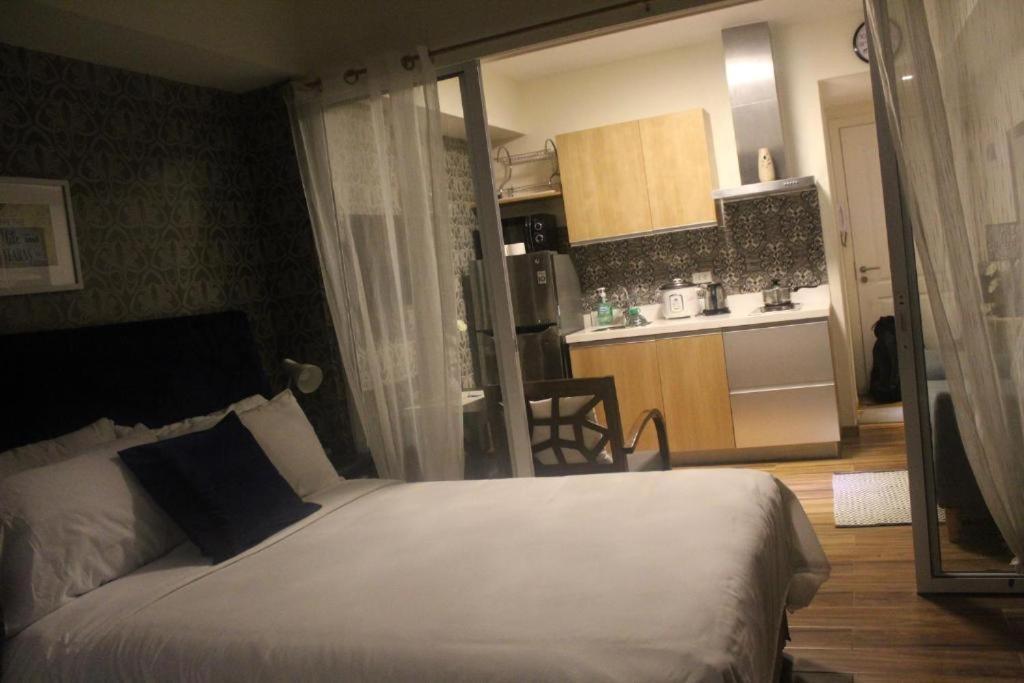 Azure Urban Resort A3 Near Airport Mall With Balcony Wavepool Manille Extérieur photo